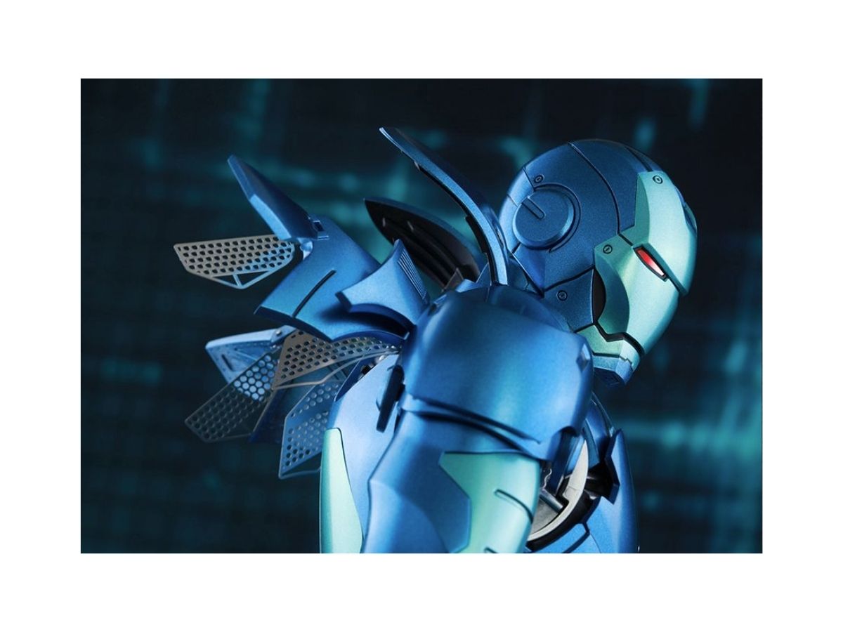 https://d2cva83hdk3bwc.cloudfront.net/hot-toys---iron-man--mark-iii--stealth-mode-version--collectible-figure-2.jpg