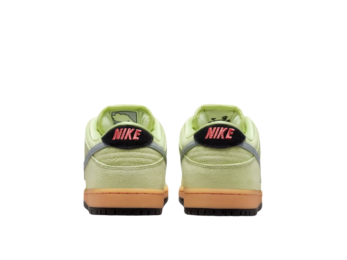 https://d2cva83hdk3bwc.cloudfront.net/hq1626-300-nike-sb-dunk-low-light-liquid-lime-black-5.jpg
