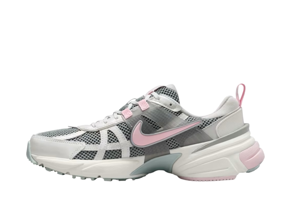 https://d2cva83hdk3bwc.cloudfront.net/hq4046-001-nike-v2k-run-light-pumice-pink-foam-2.jpg