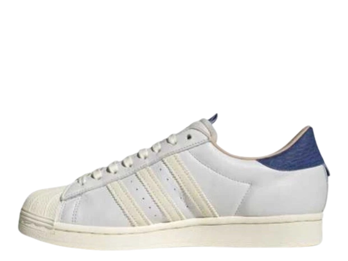 https://d2cva83hdk3bwc.cloudfront.net/hq6458-adidas-originals-superstar-white-cream-blue-2.jpg