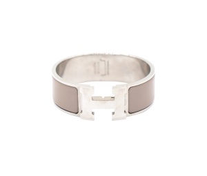 Buy Hermes Enamel Clic Clac H Bracelet PM Marron Glace at Sasom – Authentic and Ready to Ship