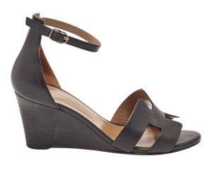 Buy Hermes Legend Sandals Black at Sasom – Authentic and Ready to Ship