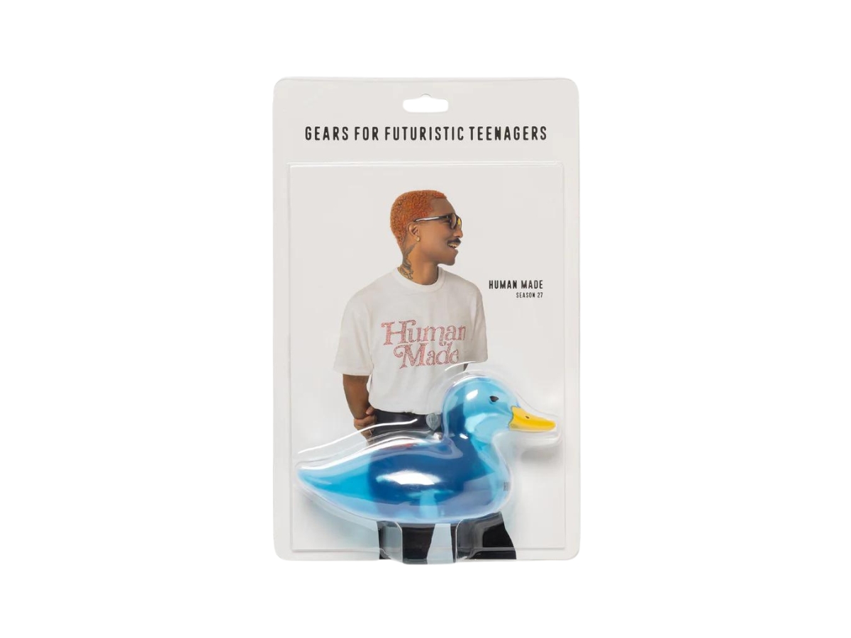 https://d2cva83hdk3bwc.cloudfront.net/human-made-book-for-futuristic-teenagers-season-27-regular-blue-1.jpg