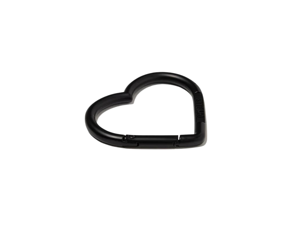 https://d2cva83hdk3bwc.cloudfront.net/human-made-heart-carabiner-in-aluminum-black-fw24-2.jpg