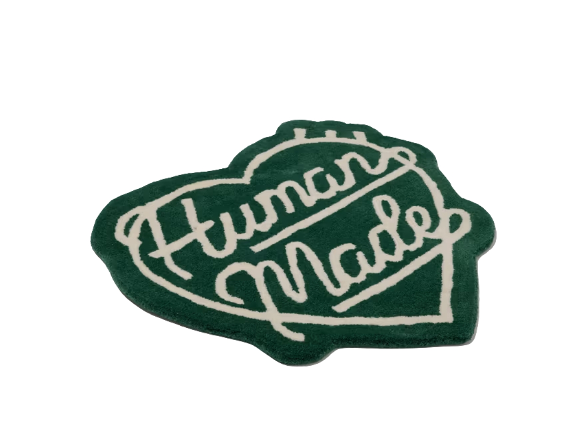 HUMAN MADE HEART RUG MEDIUM