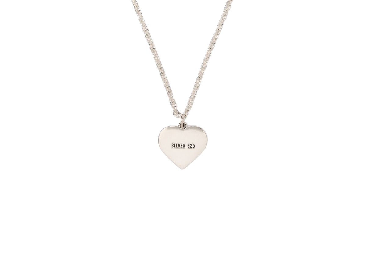 https://d2cva83hdk3bwc.cloudfront.net/human-made-heart-silver-necklace-light-silver-3.jpg