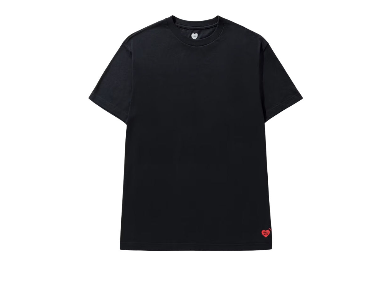 https://d2cva83hdk3bwc.cloudfront.net/human-made-red-logo-appliqu--t-shirt-black-1.jpg