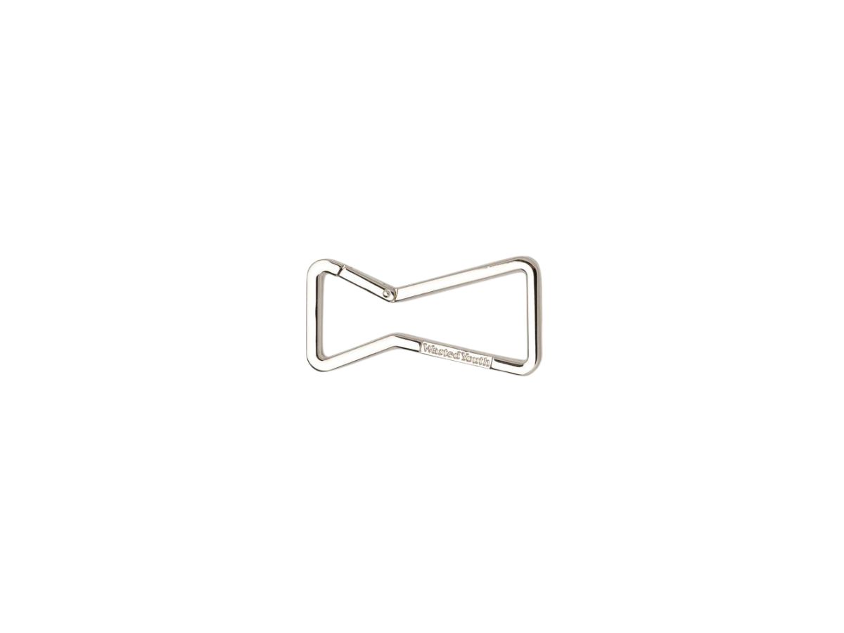 https://d2cva83hdk3bwc.cloudfront.net/human-made-ribbon-carabiner-silver-1.jpg