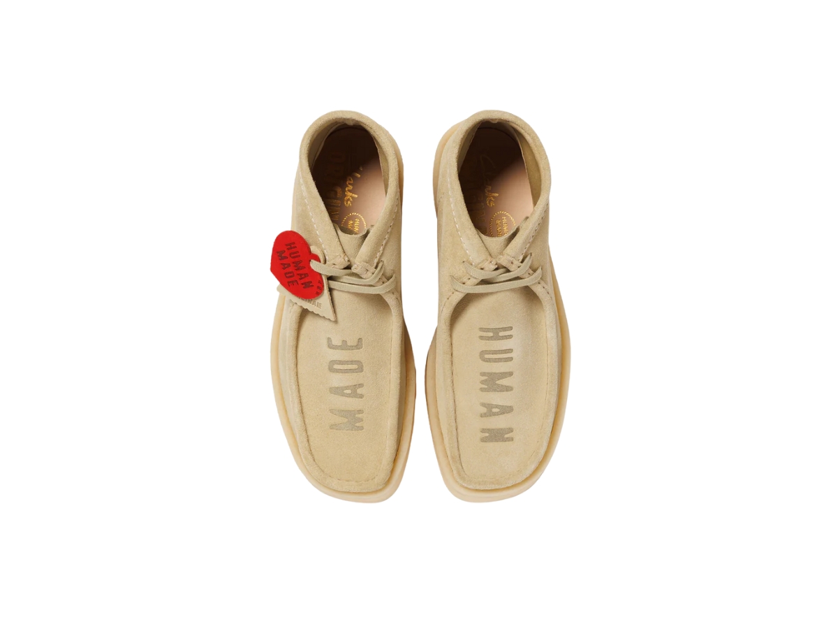 https://d2cva83hdk3bwc.cloudfront.net/human-made-wallabee-made-beige-3.jpg