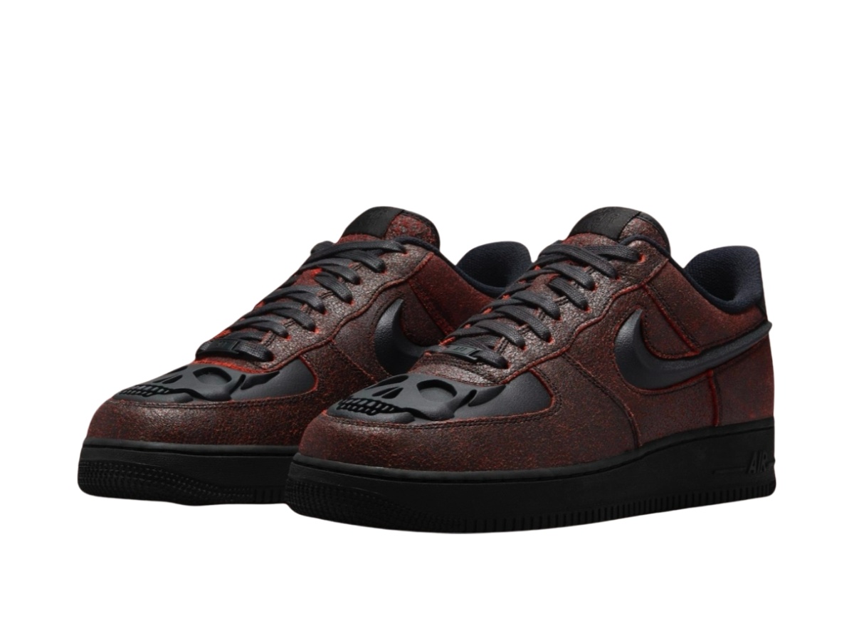 https://d2cva83hdk3bwc.cloudfront.net/hv2016-001-nike-air-force-1-low-halloween-crimson-black-3.jpg