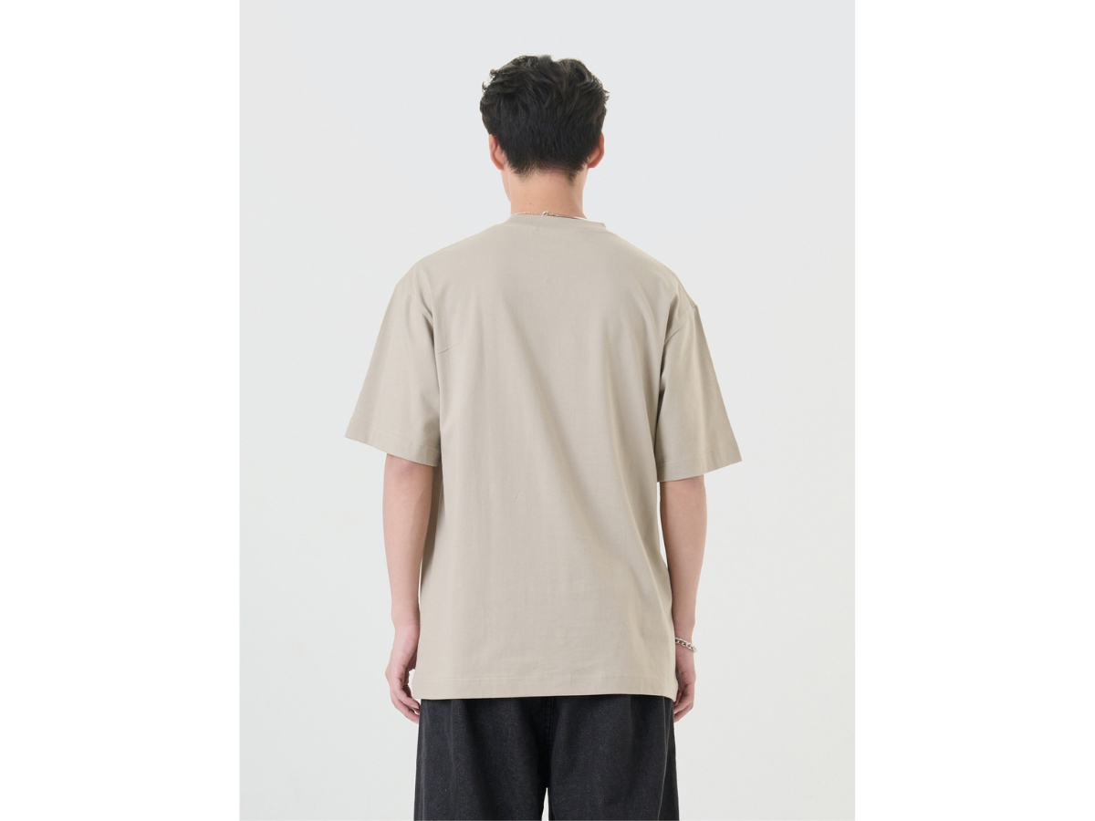 https://d2cva83hdk3bwc.cloudfront.net/hype-it-ghost-oversized-t-shirts-taupe-5.jpg