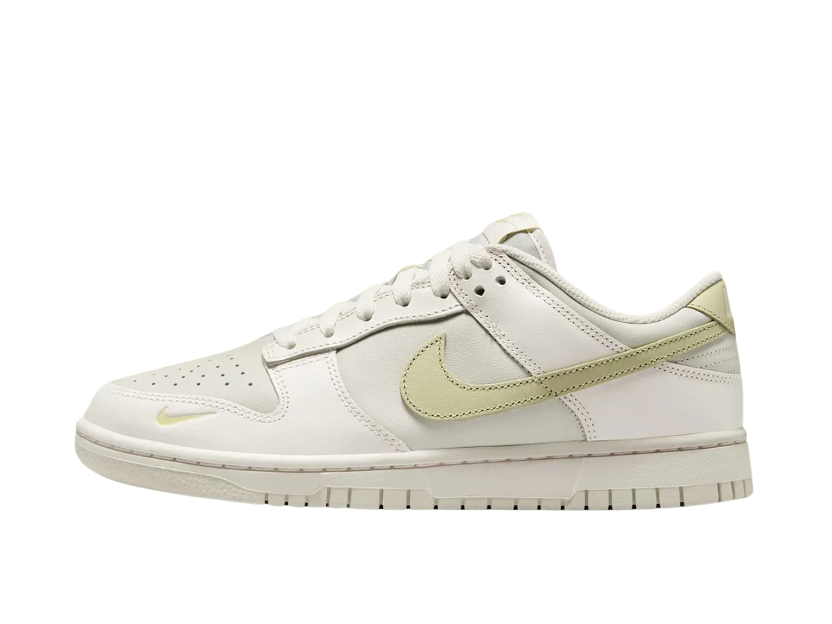 https://d2cva83hdk3bwc.cloudfront.net/ib3484-001-nike-dunk-low-olive-aura-women-s-2.jpg
