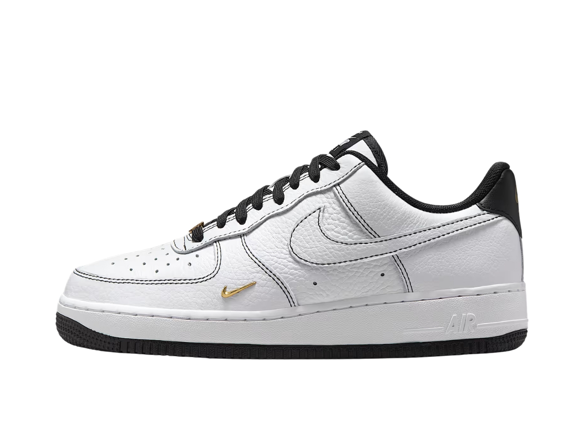 https://d2cva83hdk3bwc.cloudfront.net/ib6543-101-nike-air-force-1-low-white-black-women-s-2.jpg