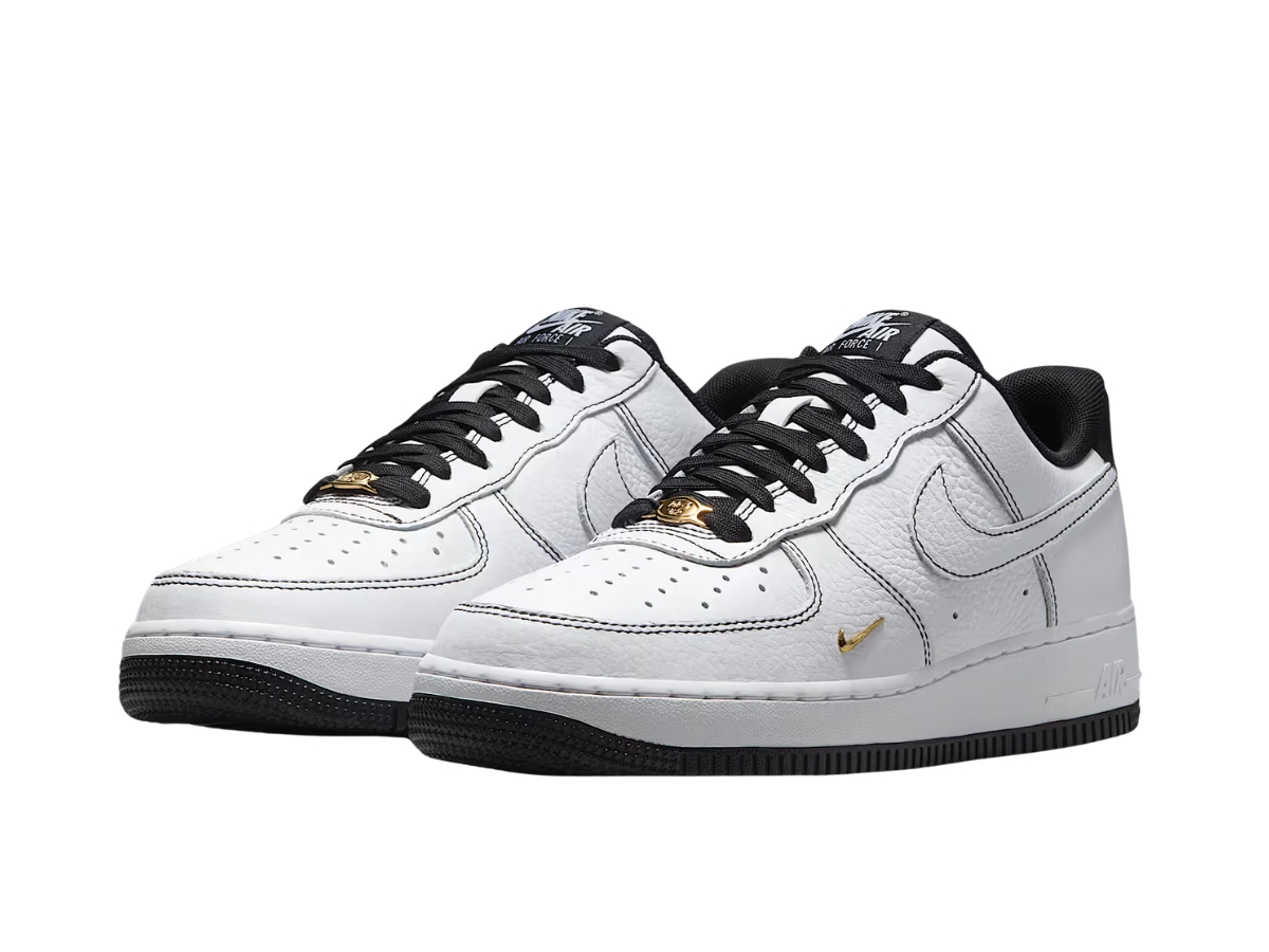 https://d2cva83hdk3bwc.cloudfront.net/ib6543-101-nike-air-force-1-low-white-black-women-s-3.jpg