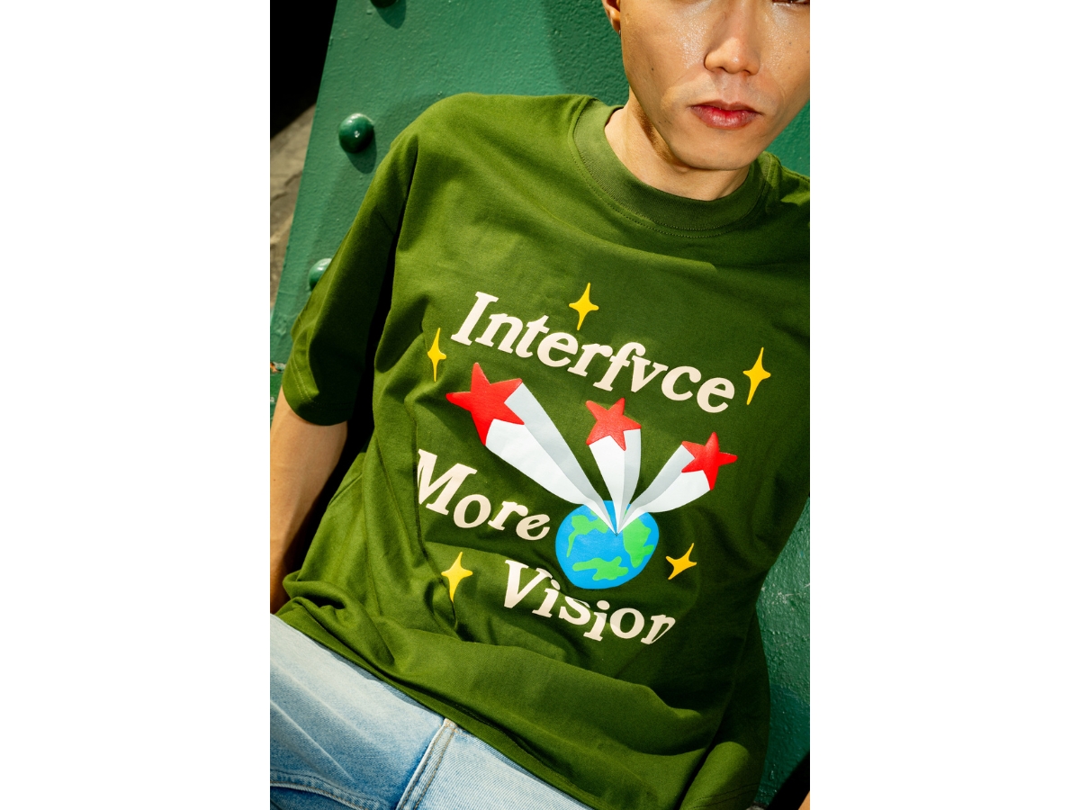 https://d2cva83hdk3bwc.cloudfront.net/interfvce-vision-t-shirt-green-6.jpg