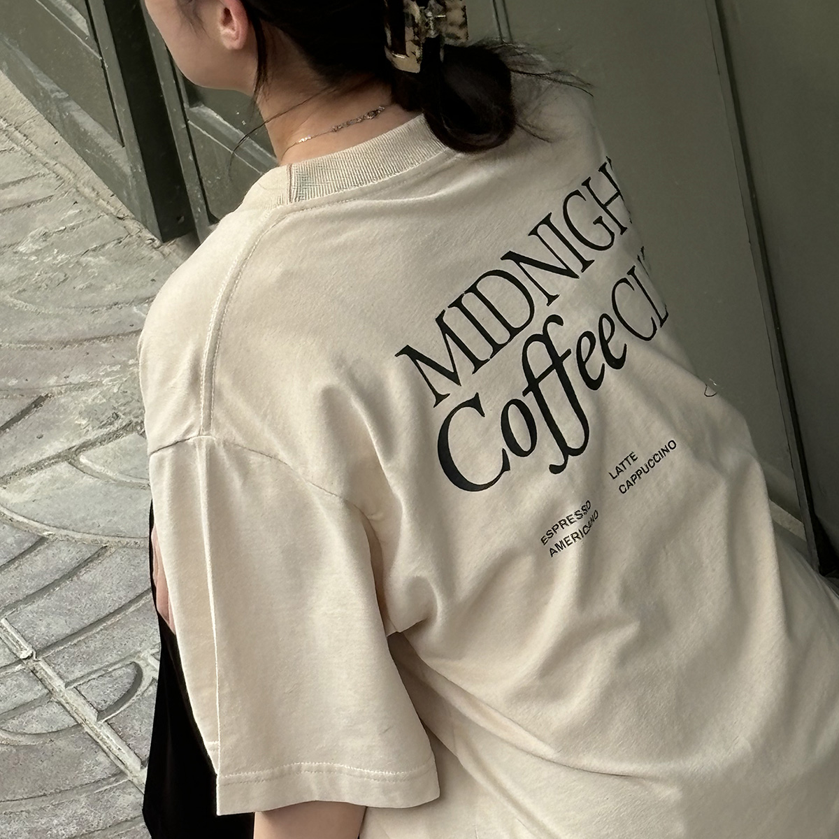 https://d2cva83hdk3bwc.cloudfront.net/introvertwears_introvertwears-%7C-midnight-coffee-club--beige--2.jpg