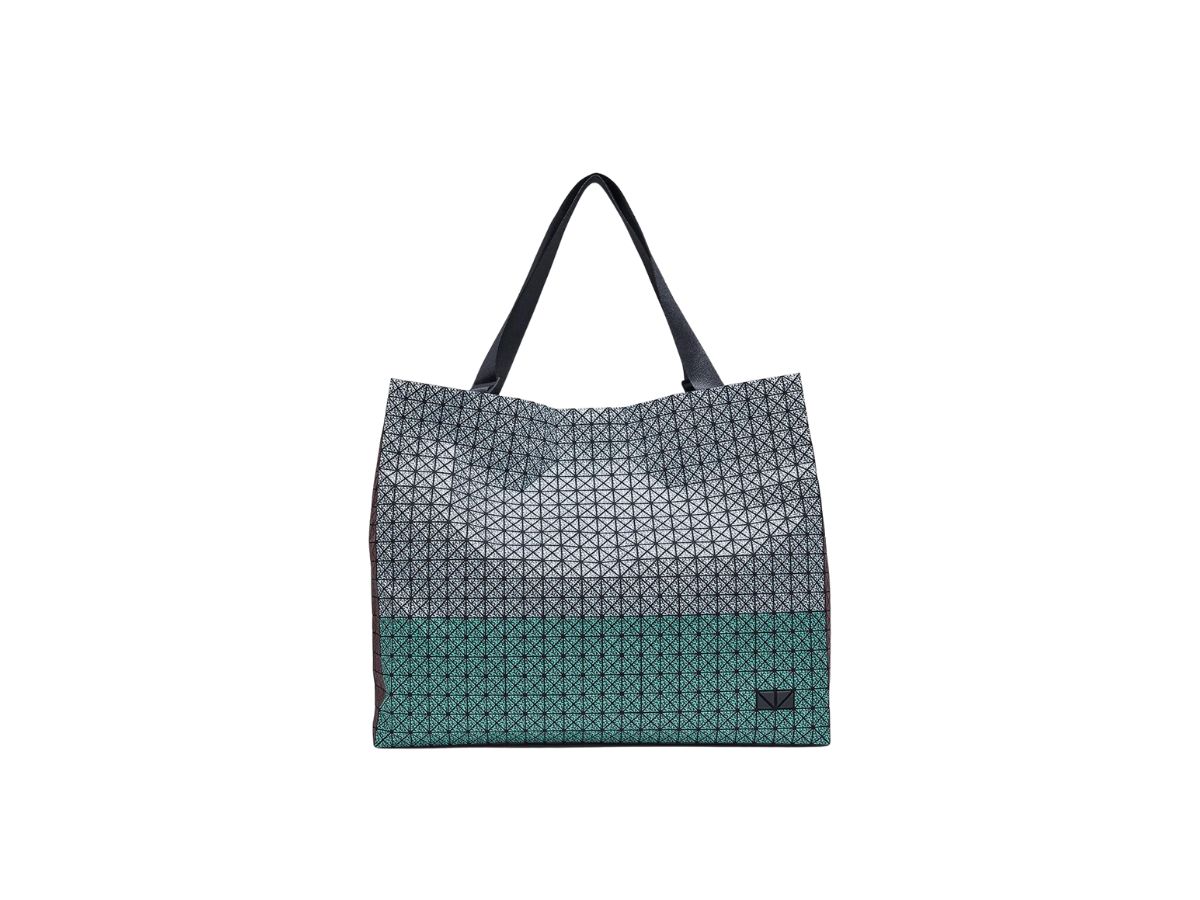 https://d2cva83hdk3bwc.cloudfront.net/issey-miyake-bao-bao-cart-tote-bag-green-1.jpg