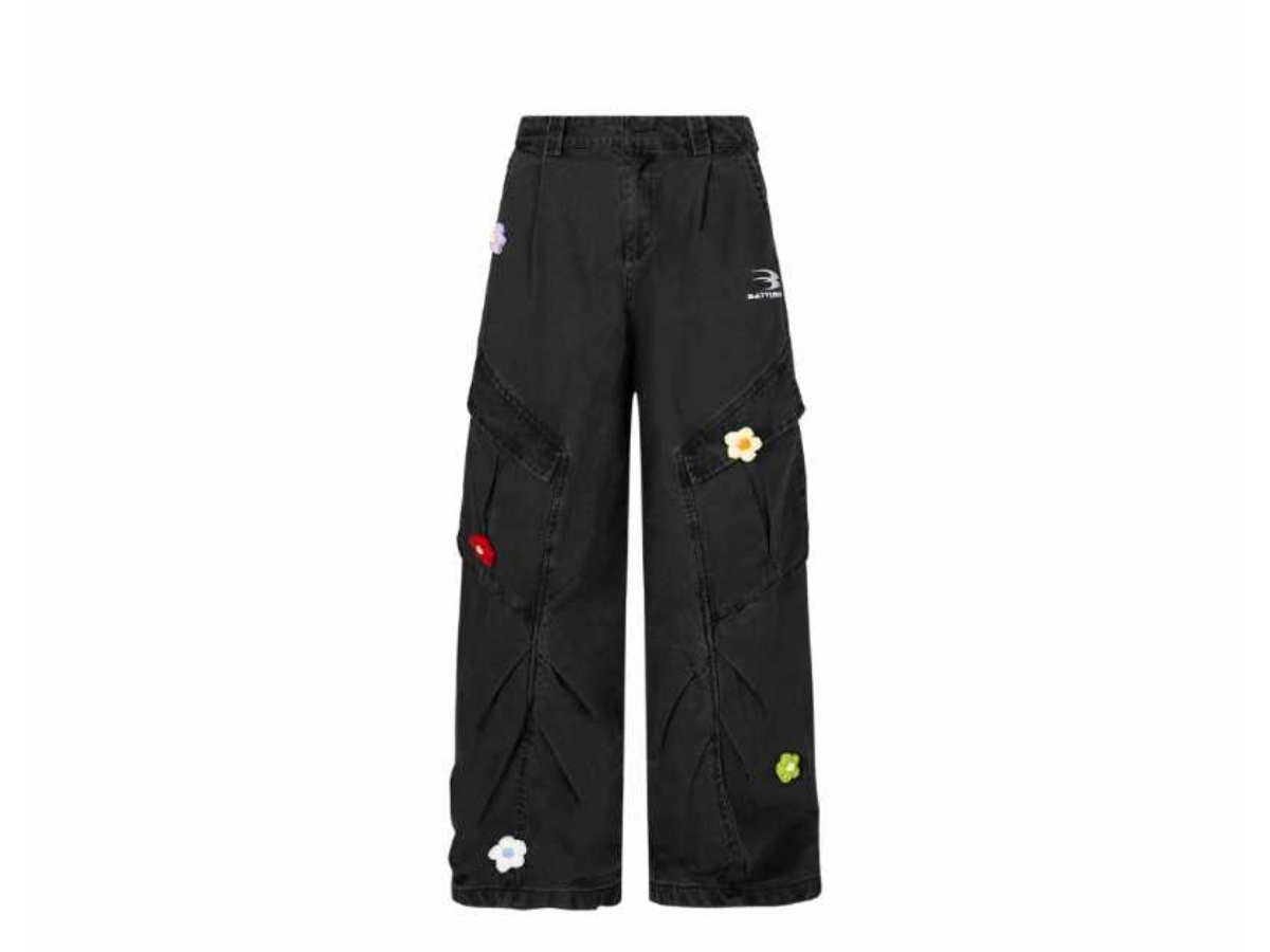 https://d2cva83hdk3bwc.cloudfront.net/jeera-168_----------jeera168-double-pocket-cargo-pants---black-2.jpg