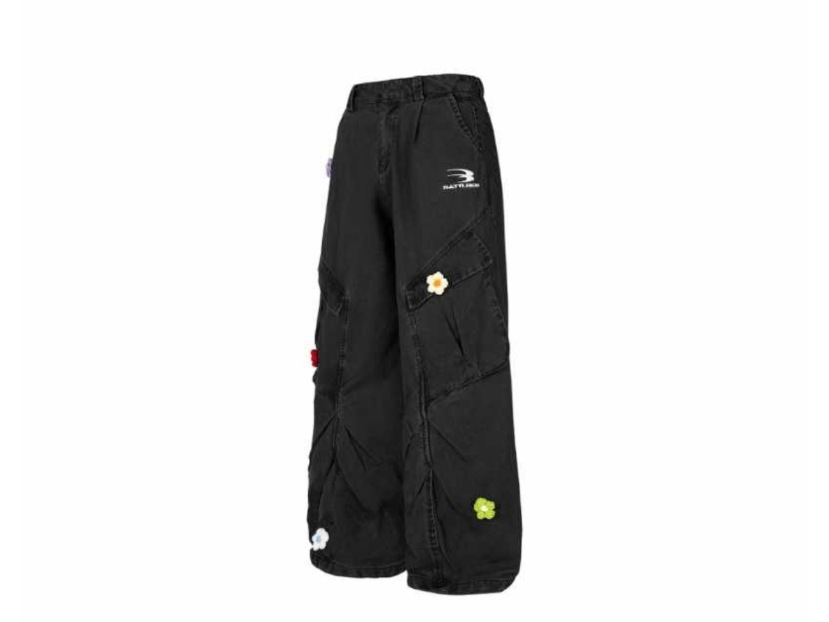 https://d2cva83hdk3bwc.cloudfront.net/jeera-168_----------jeera168-double-pocket-cargo-pants---black-4.jpg