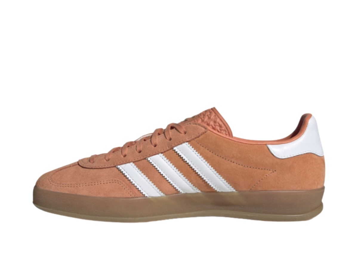https://d2cva83hdk3bwc.cloudfront.net/ji2586-adidas-gazelle-indoor-hazy-copper-gum-women-s-2.jpg