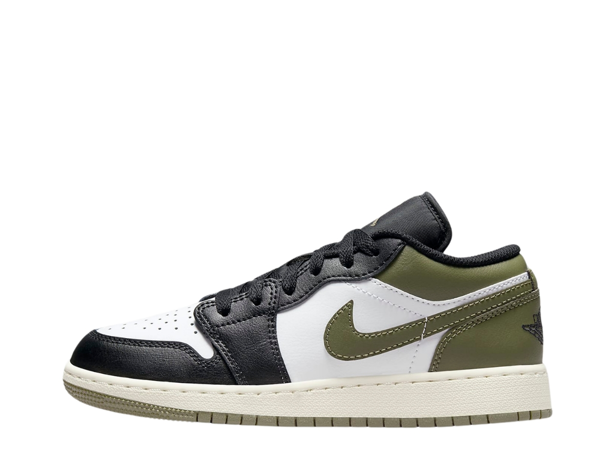 https://d2cva83hdk3bwc.cloudfront.net/jordan-1-low-black-toe-medium-olive-gs-2.jpg