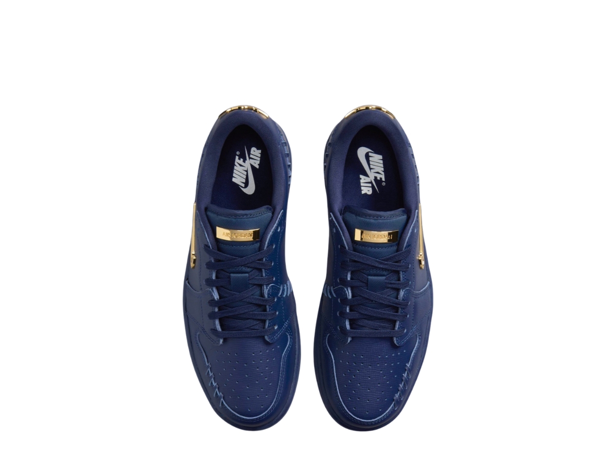 https://d2cva83hdk3bwc.cloudfront.net/jordan-1-low-method-of-make-midnight-navy-metallic-gold-w-4.jpg