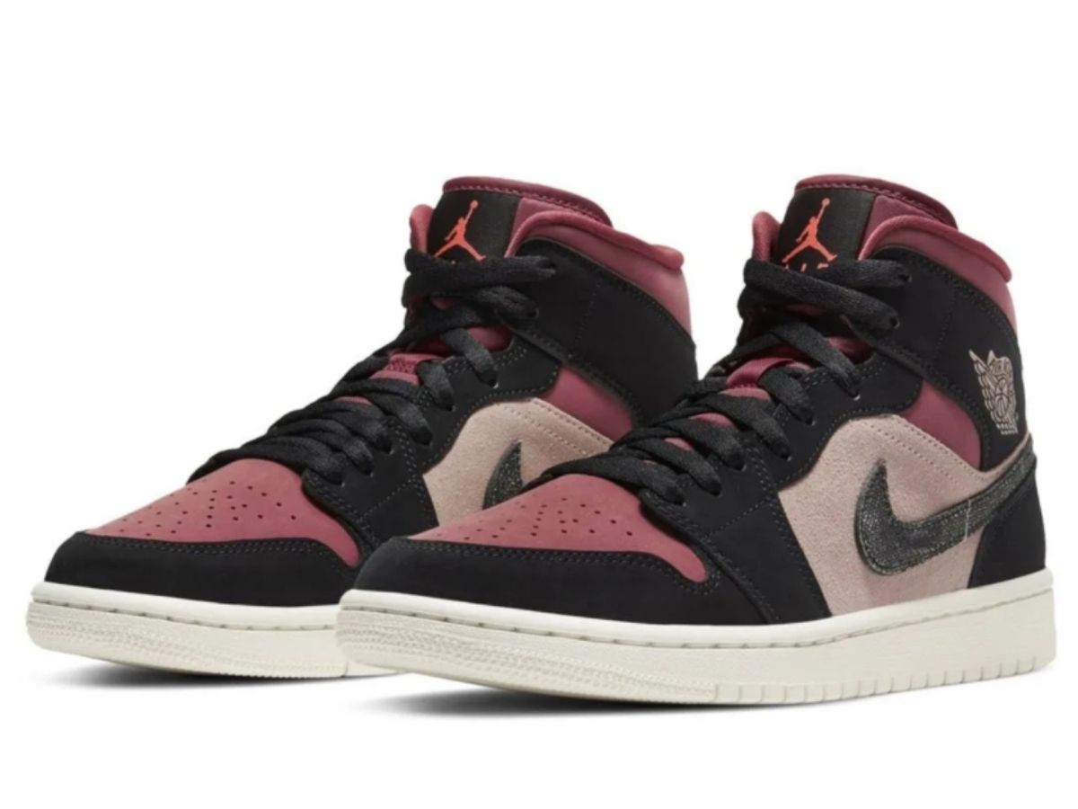 https://d2cva83hdk3bwc.cloudfront.net/jordan-1-mid-canyon-rust--w--3.jpg