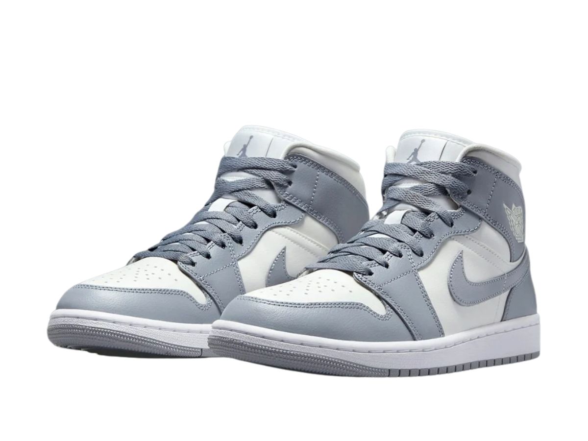 Grey store jordans 1