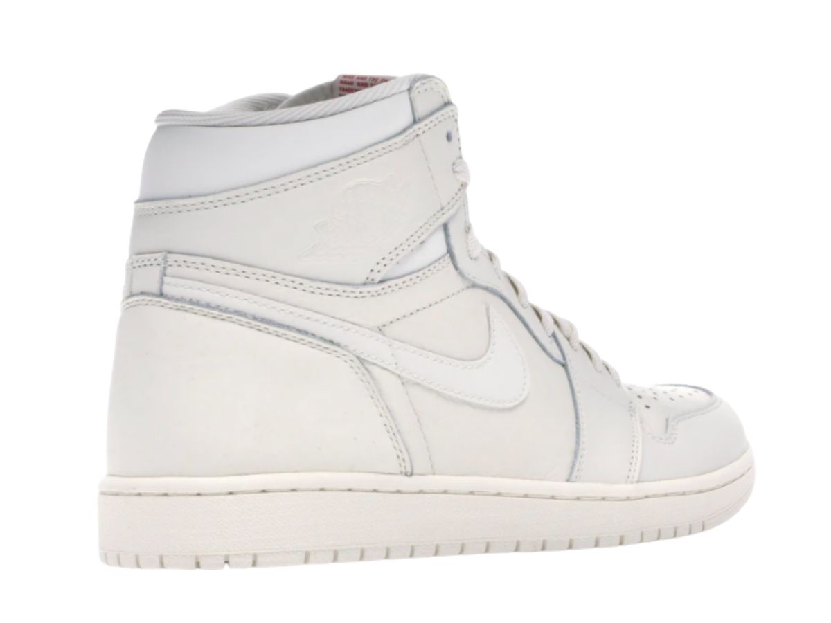 https://d2cva83hdk3bwc.cloudfront.net/jordan-1-retro-high-og-sail-3.jpg