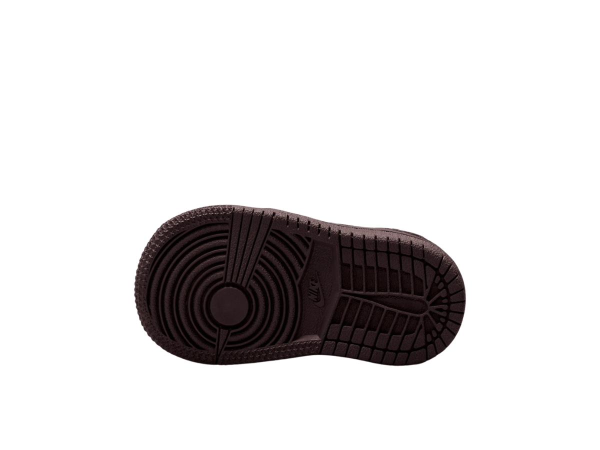 https://d2cva83hdk3bwc.cloudfront.net/jordan-1-retro-low-og-sp-travis-scott-velvet-brown-td-4.jpg