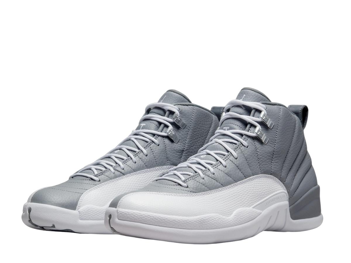 https://d2cva83hdk3bwc.cloudfront.net/jordan-12-retro-stealth-3.jpg