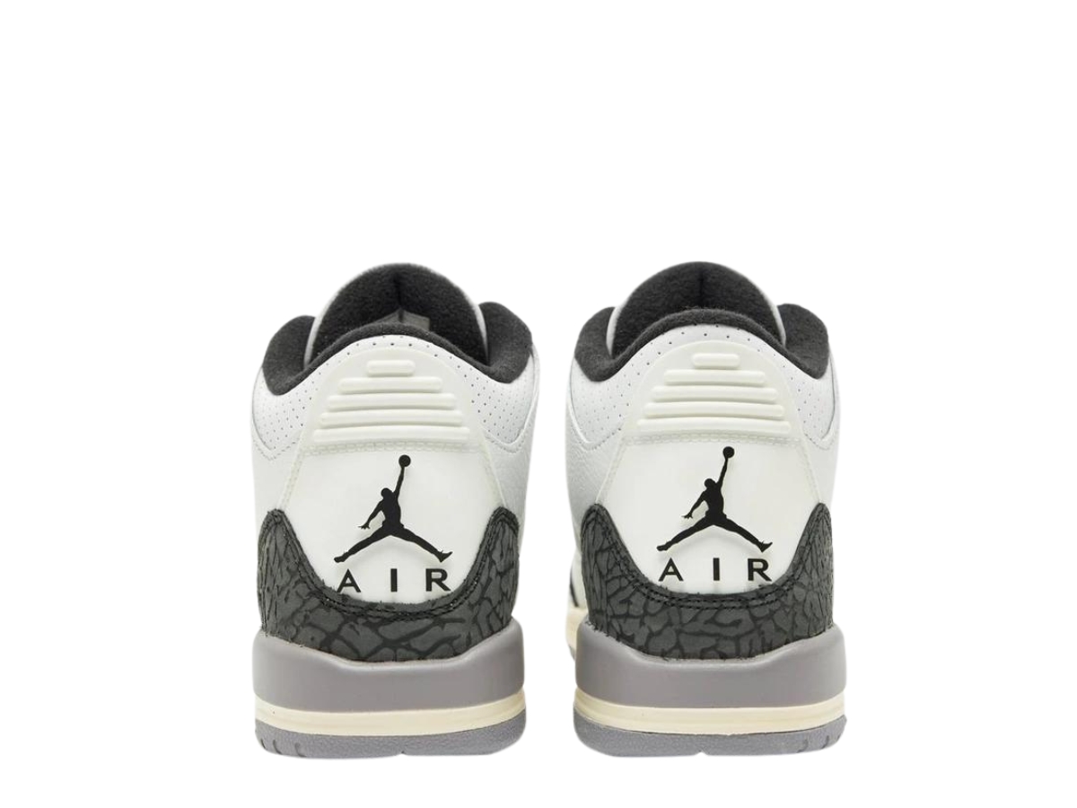 https://d2cva83hdk3bwc.cloudfront.net/jordan-3-retro-cement-grey-gs-5.jpg
