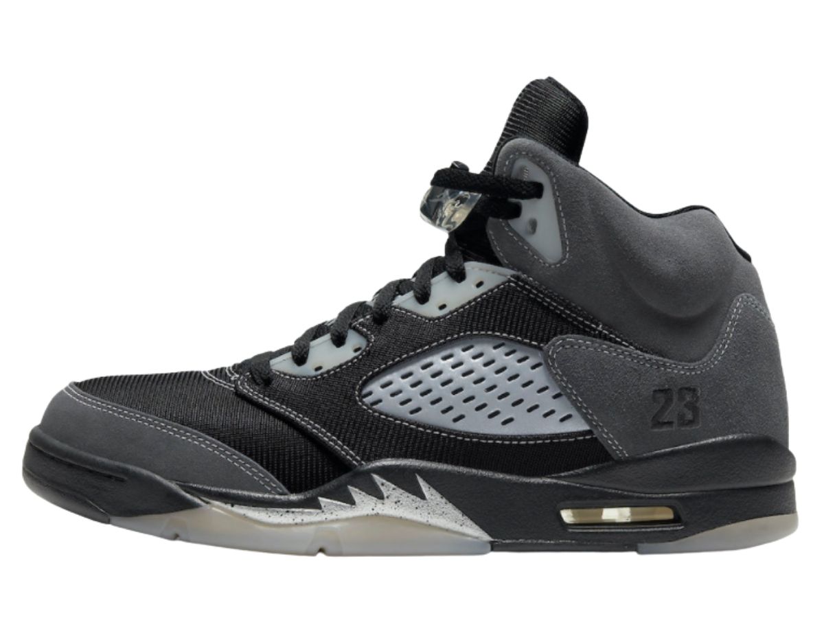 https://d2cva83hdk3bwc.cloudfront.net/jordan-5-retro-anthracite-2.jpg