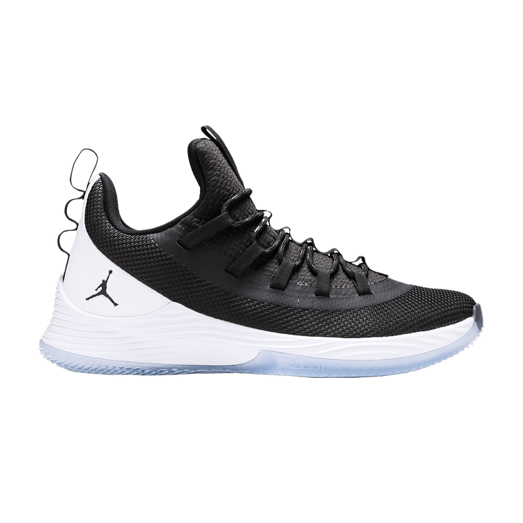 https://d2cva83hdk3bwc.cloudfront.net/jordan-jordan-ultra-fly2-low-black-1.jpg