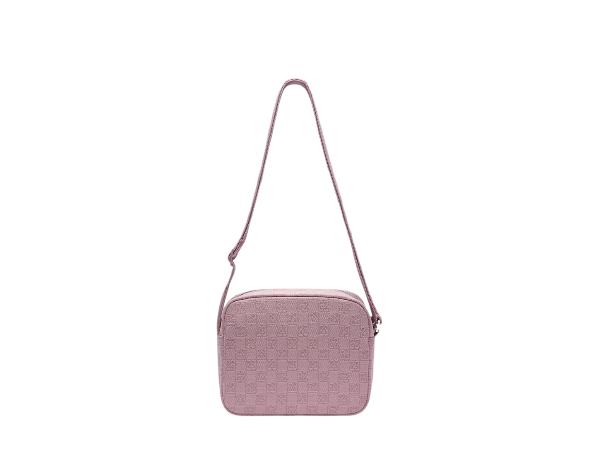 https://d2cva83hdk3bwc.cloudfront.net/jordan-monogram-mini-messenger-bag-pink-glaze-3-6l-4.jpg