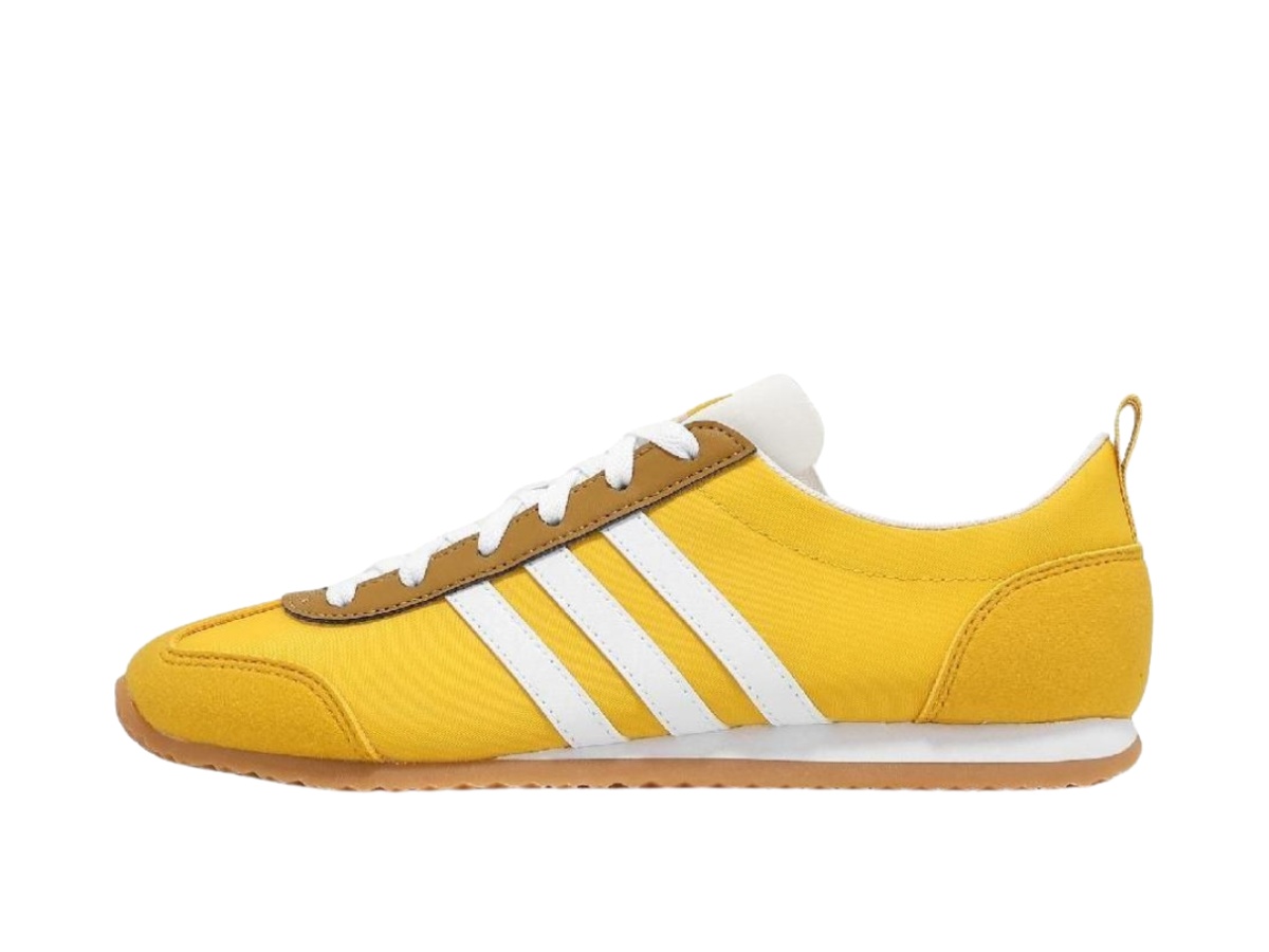 https://d2cva83hdk3bwc.cloudfront.net/jp5760-adidas-vs-jog-2-0-yellow-white-2.jpg