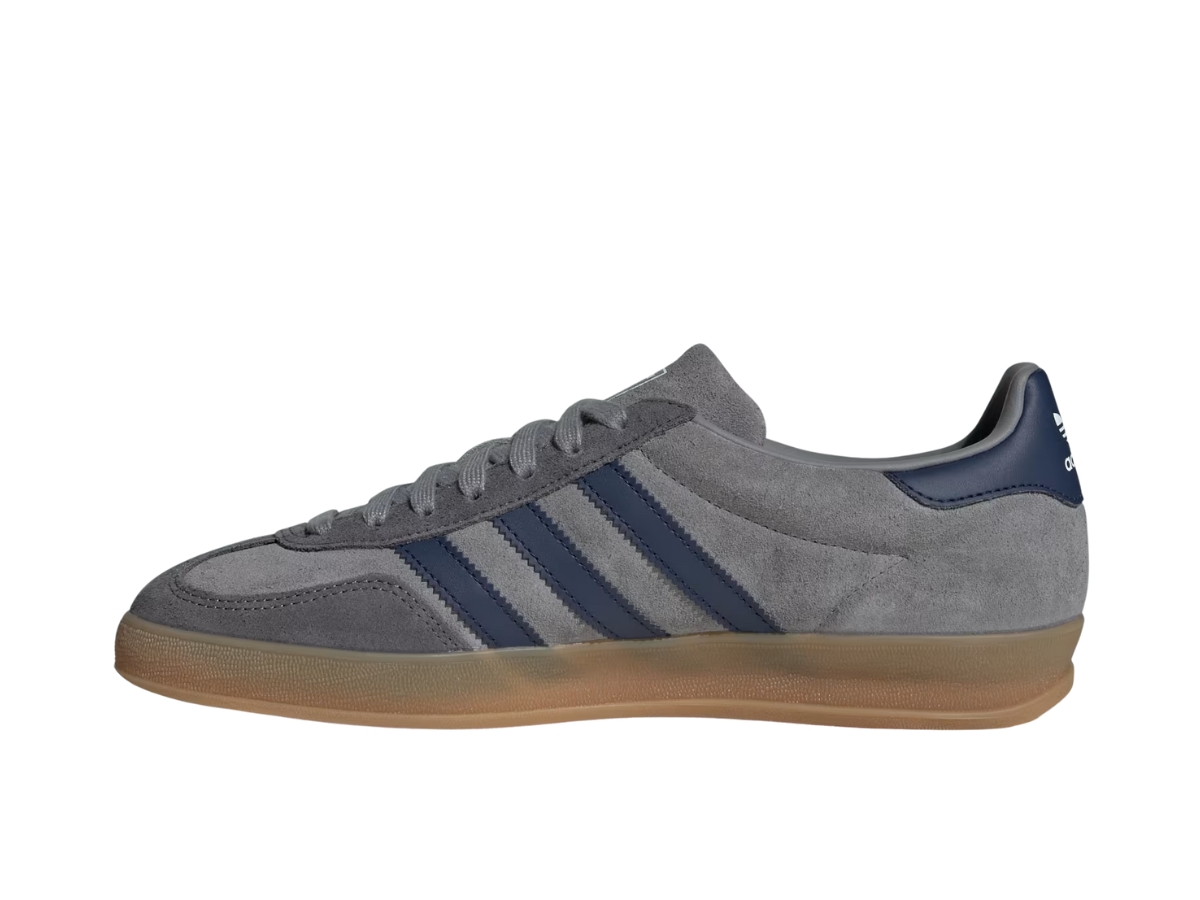 https://d2cva83hdk3bwc.cloudfront.net/jq8397-adidas-originals-gazelle-indoor-grey-night-indigo-grey-five-2.jpg