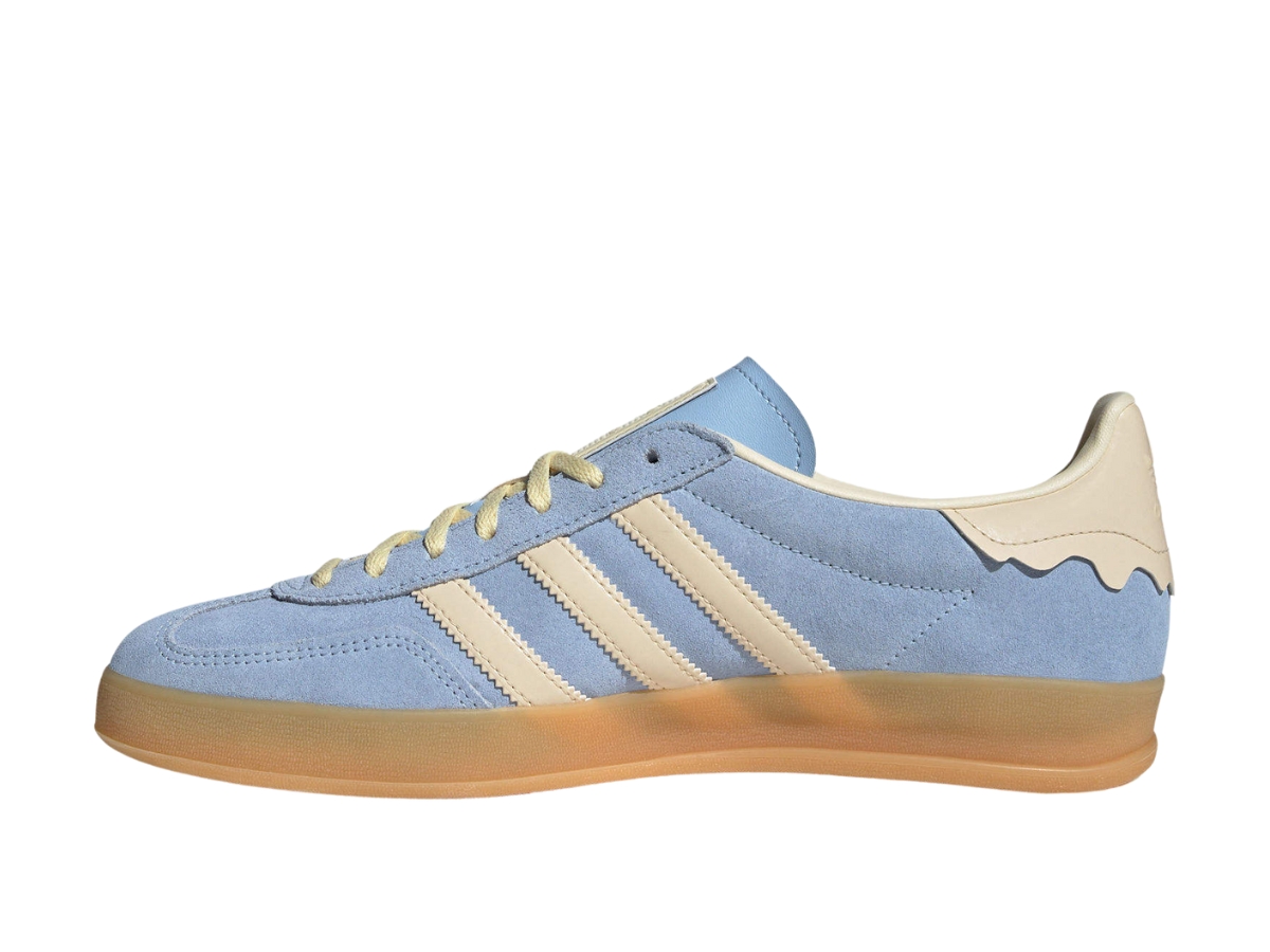 https://d2cva83hdk3bwc.cloudfront.net/jr8029-adidas-gazelle-indoor-light-blue-yellow-gum-2.jpg