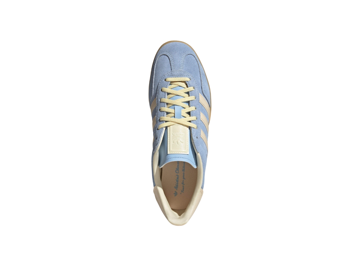 https://d2cva83hdk3bwc.cloudfront.net/jr8029-adidas-gazelle-indoor-light-blue-yellow-gum-5.jpg
