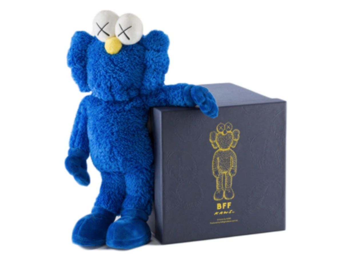 https://d2cva83hdk3bwc.cloudfront.net/kaws-bff-plush-blue-1.jpg