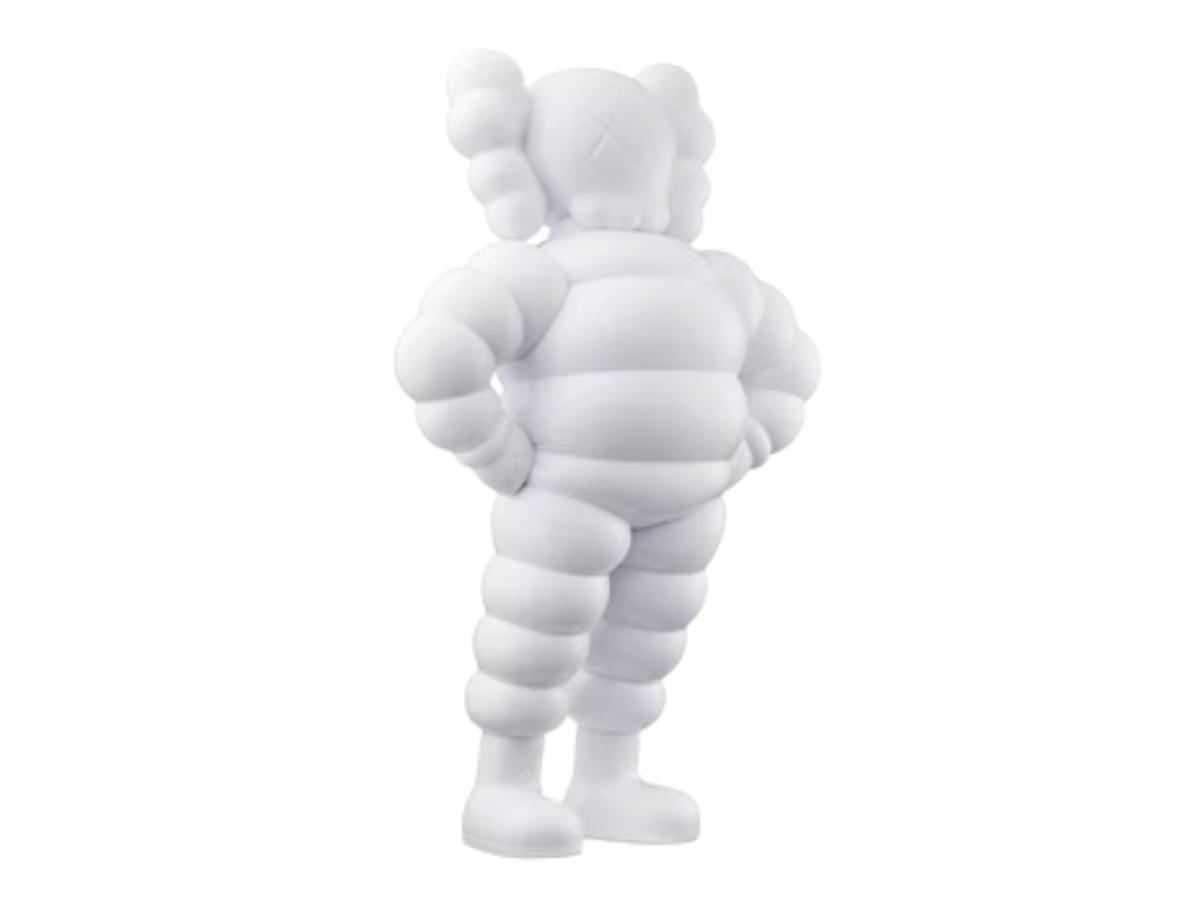 https://d2cva83hdk3bwc.cloudfront.net/kaws-chum-vinyl-figure-white--2022--2.jpg