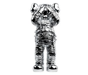 その他 KAWS HOLIDAY SPACE FIGURE BLACK KAWS Holiday Space Figure (Black) – X-Playground