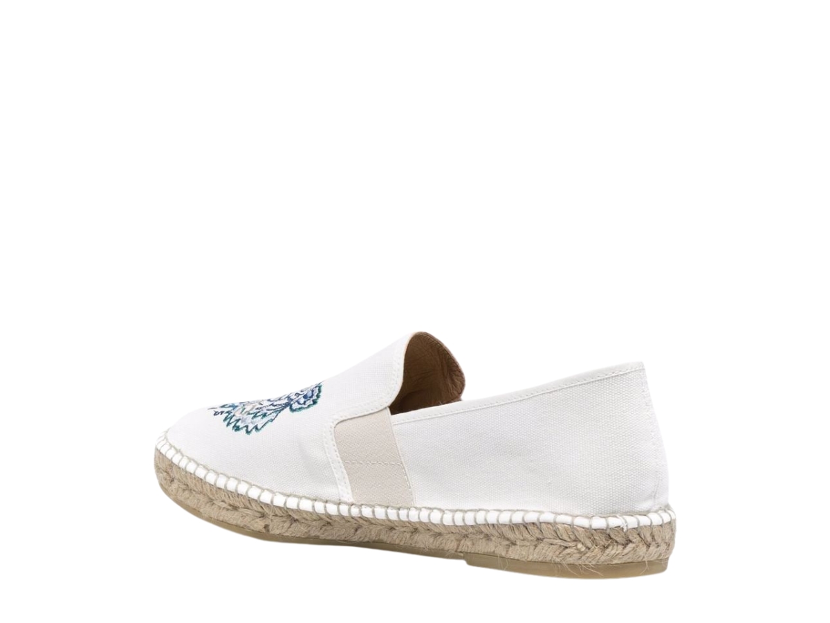 https://d2cva83hdk3bwc.cloudfront.net/kenzo-tiger-head-motif-flat-espadrilles-in-rubber-cotton-white-3.jpg