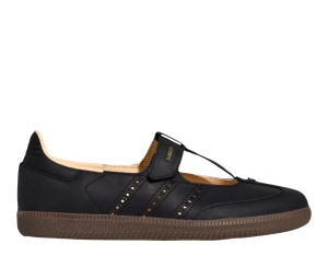 adidas gazelle silver green womens Givenchy x Disney Men's 101 Dalmatians City Sport Leather White / Black Low  Top Sneakers main image 0