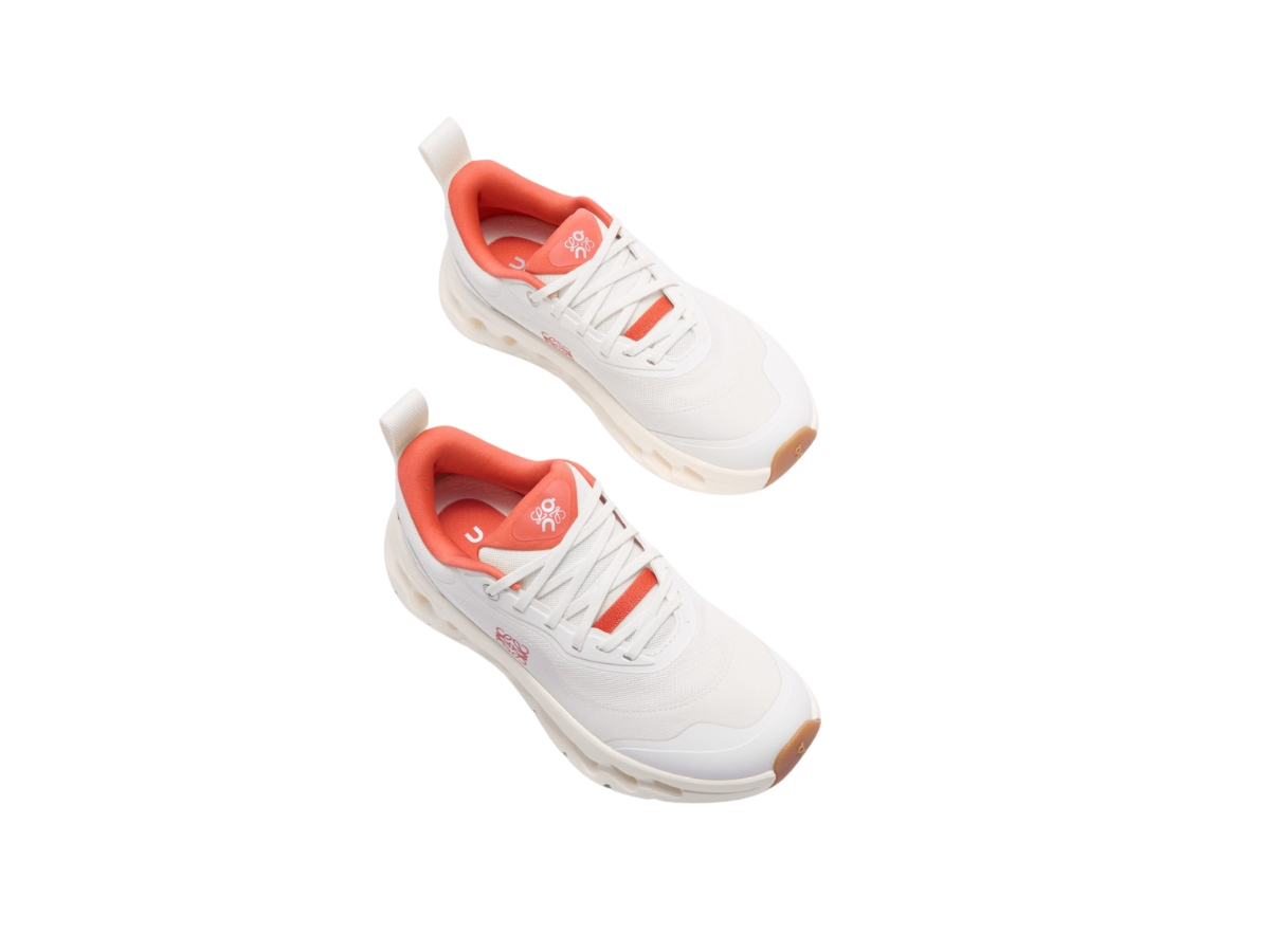 https://d2cva83hdk3bwc.cloudfront.net/l929282x29-oran-loewe-x-on-running-cloudtilt-2-0-white-orange-3.jpg