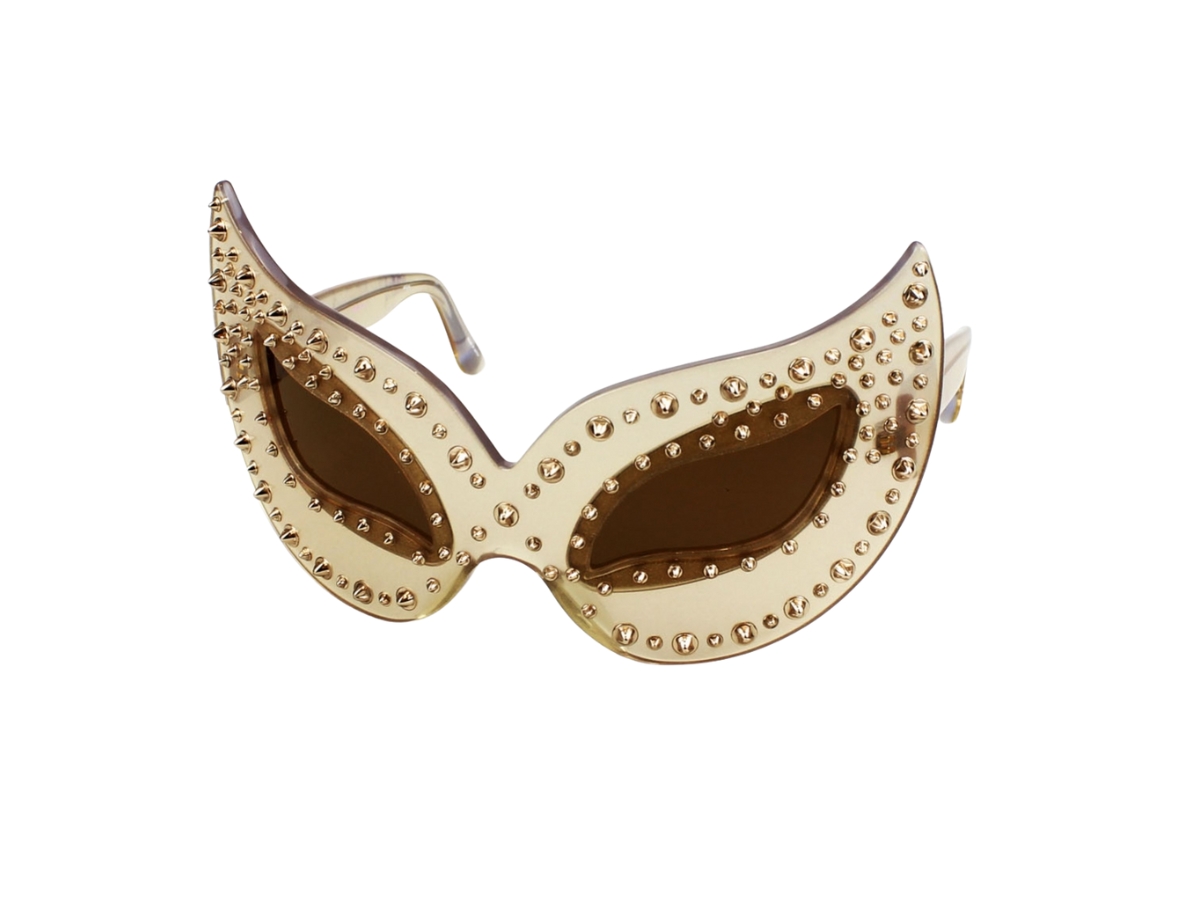 https://d2cva83hdk3bwc.cloudfront.net/linda-farrow-disguise-me-ap-51-4-49-sunglasses-in-mask-shape-gold-transparent-acetate-stud-detailing-with-brown-lenses-2.jpg