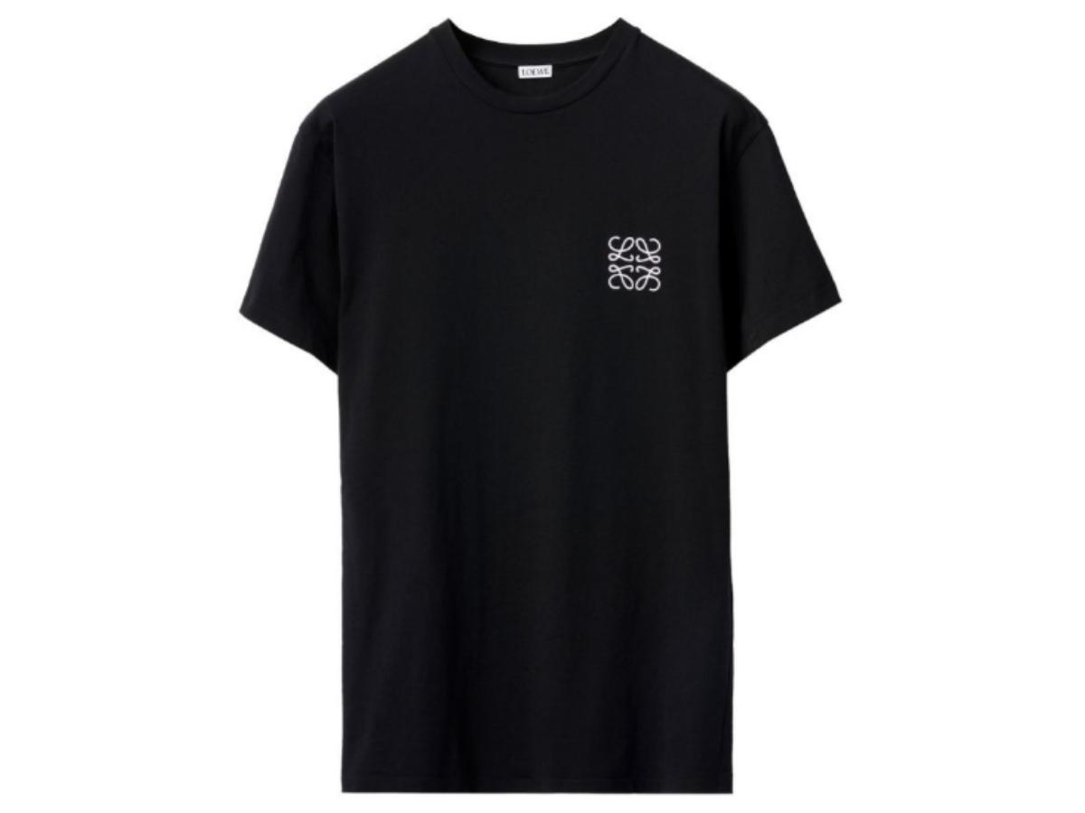 https://d2cva83hdk3bwc.cloudfront.net/loewe-anagram-cotton-t-shirt-black-1.jpg