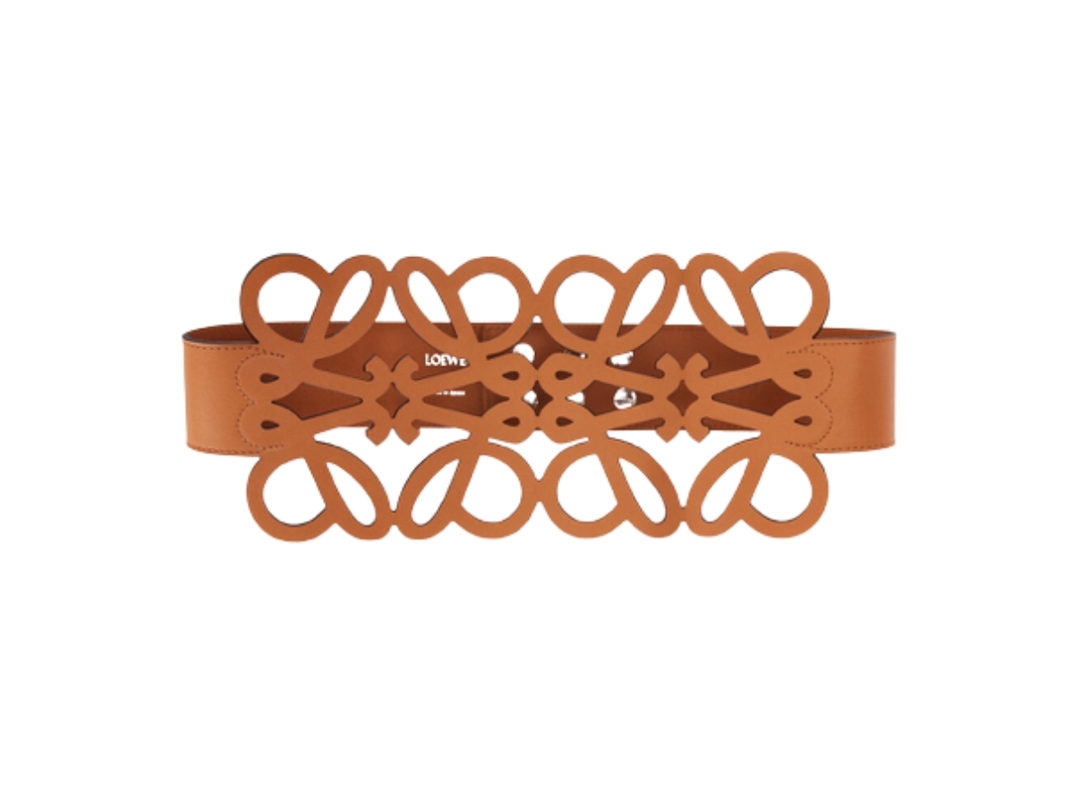 https://d2cva83hdk3bwc.cloudfront.net/loewe-anagram-cut-out-belt-in-calf-leather-tan-2.jpg
