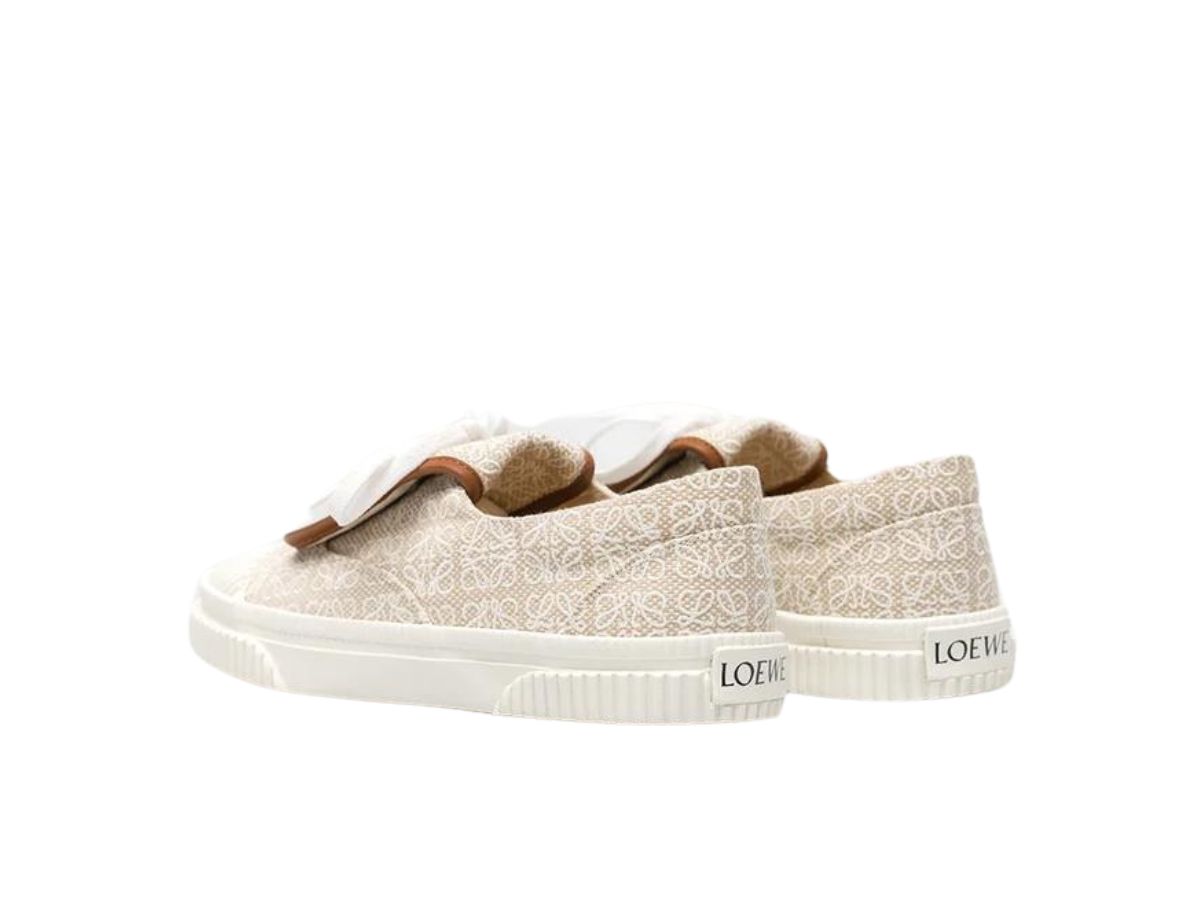 https://d2cva83hdk3bwc.cloudfront.net/loewe-anagram-flap-sneakers-natural-white-3.jpg