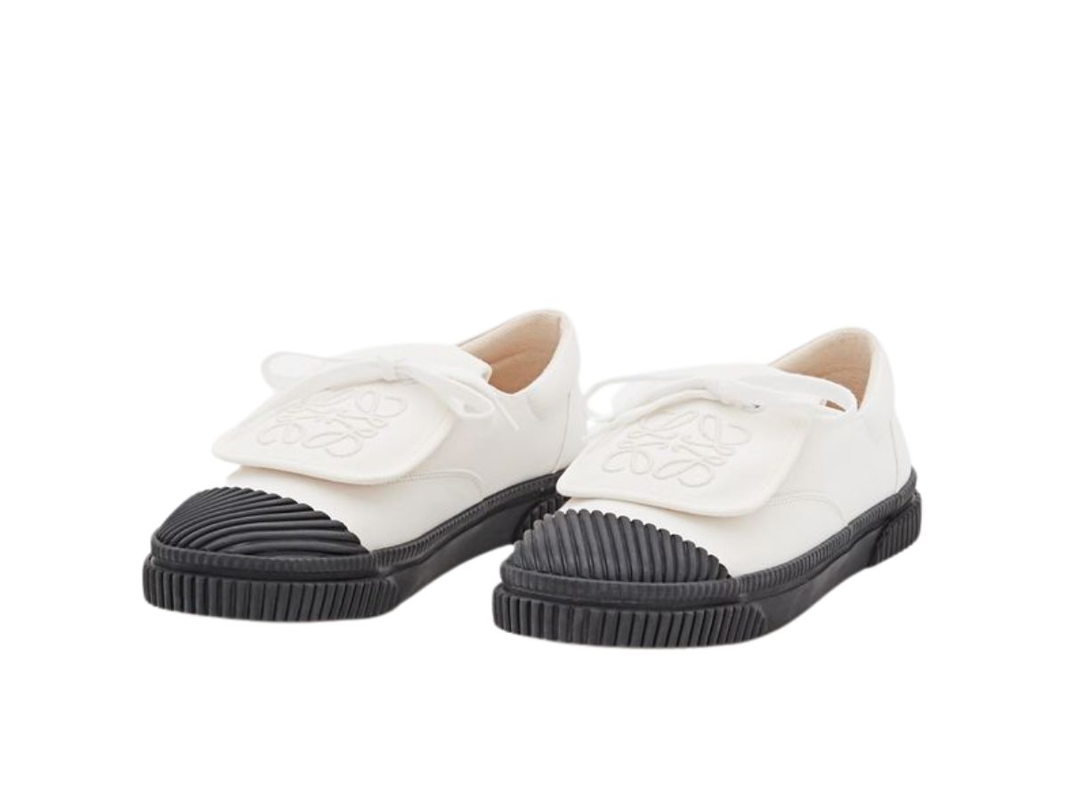 https://d2cva83hdk3bwc.cloudfront.net/loewe-anagram-flap-sneakers-white-black-2.jpg